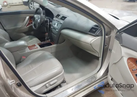 2008 Toyota Camry Xle z USA, uszkodzony, nr VIN 4T1BE46K58U732263